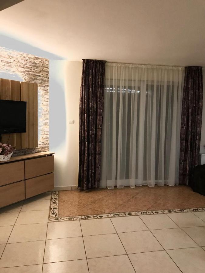 Kara Apartman Odorheiu Secuiesc Exterior foto
