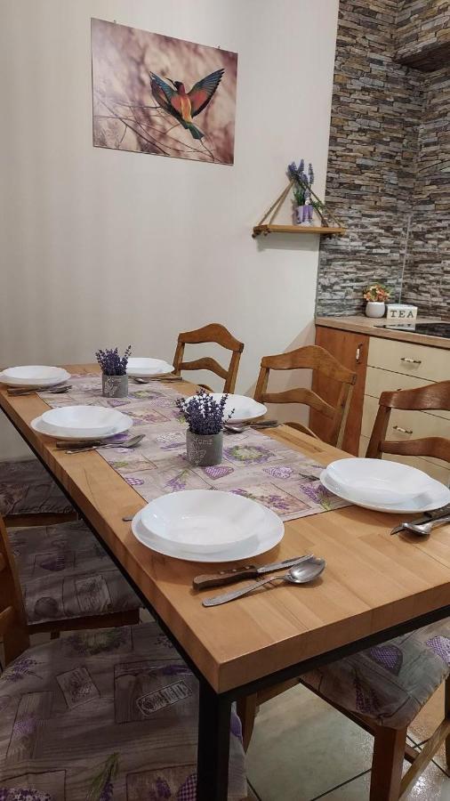 Kara Apartman Odorheiu Secuiesc Exterior foto